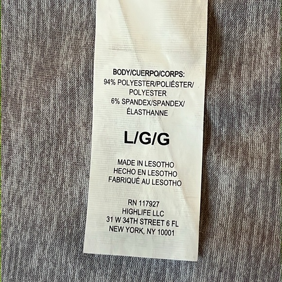 Reebok Gray 1/2 Zip Top Womens Size L All Around Vector Lightweight Soft Layer - Picture 13 of 15